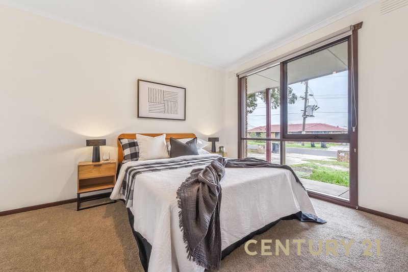 Photo - 2/23 Purley Drive, Dandenong North VIC 3175 - Image 6
