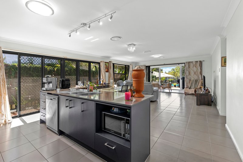 Photo - 223 Ridley Road, Bridgeman Downs QLD 4035 - Image 3