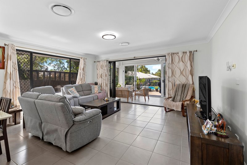 Photo - 223 Ridley Road, Bridgeman Downs QLD 4035 - Image 4
