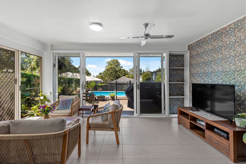 Photo - 223 Ridley Road, Bridgeman Downs QLD 4035 - Image 5