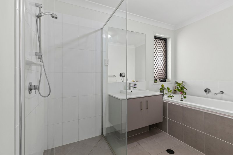 Photo - 223 Ridley Road, Bridgeman Downs QLD 4035 - Image 13