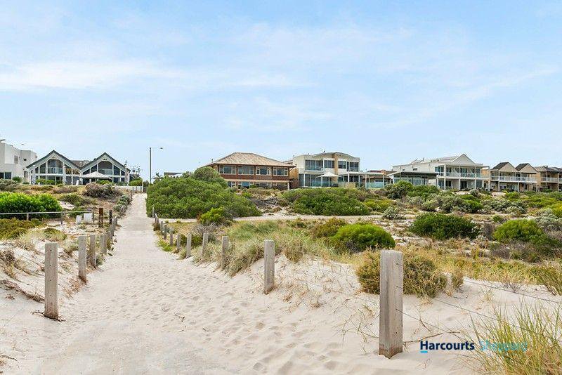 Photo - 2/23 Seaview Road, West Beach SA 5024 - Image 2