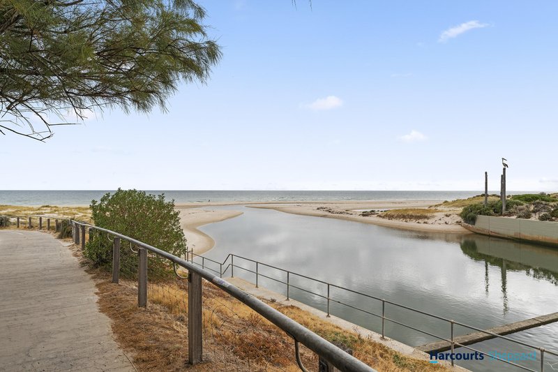 Photo - 2/23 Seaview Road, West Beach SA 5024 - Image 16