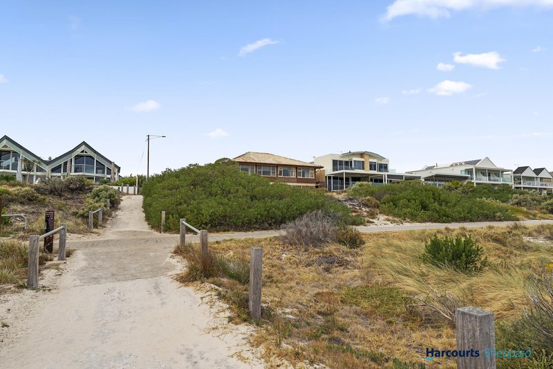 Photo - 2/23 Seaview Road, West Beach SA 5024 - Image 18