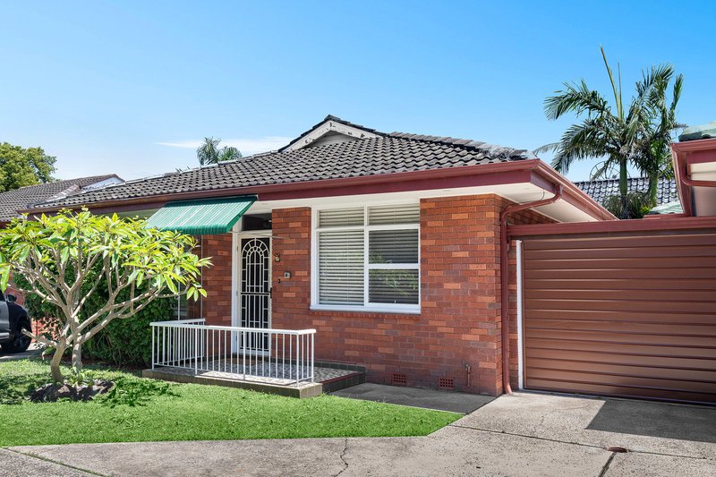 Photo - 2/23 Solander Street, Monterey NSW 2217 - Image 8