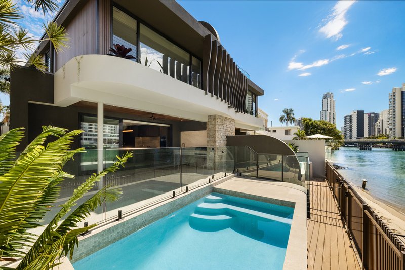 Photo - 2/23 Tarcoola Crescent, Surfers Paradise QLD 4217 - Image 7