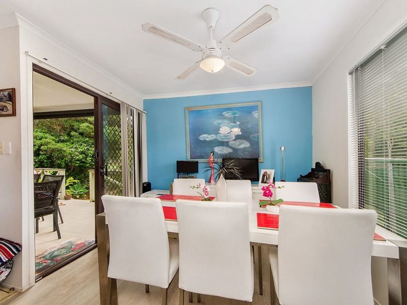 Photo - 22/3 Township Drive, Burleigh Heads QLD 4220 - Image 9