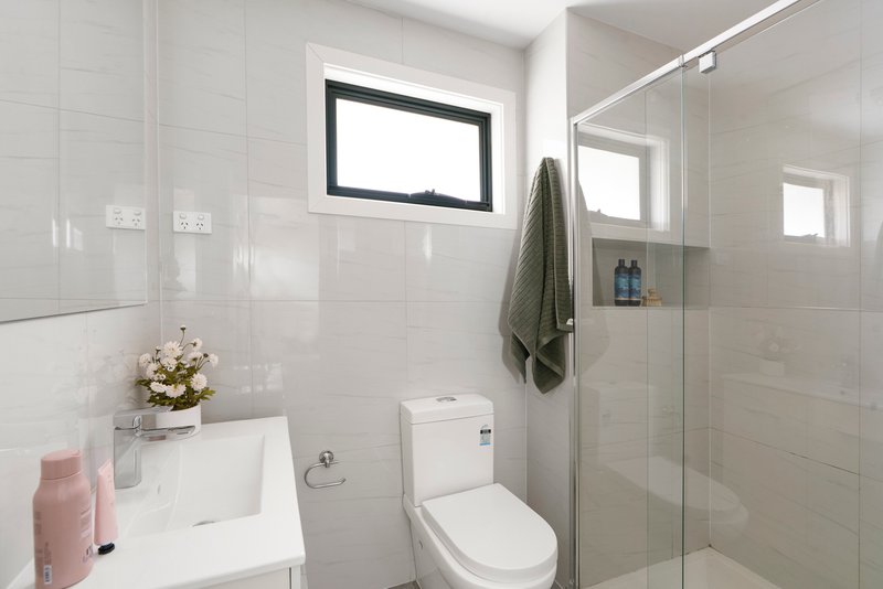 Photo - 2/23 Win-Malee Street, Hadfield VIC 3046 - Image 10