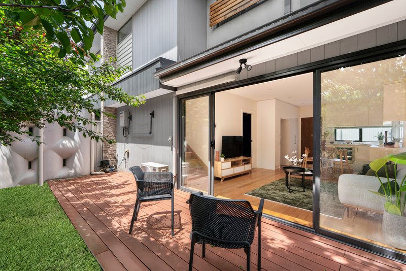 Photo - 2/23 Win-Malee Street, Hadfield VIC 3046 - Image 14