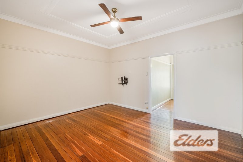 Photo - 2/230 Lambton Road, New Lambton NSW 2305 - Image 4