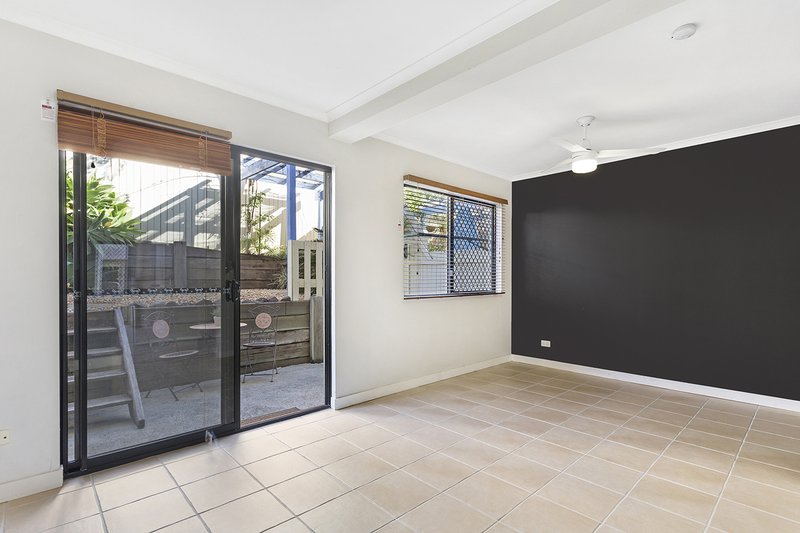 Photo - 2/232 Main Road , Maroochydore QLD 4558 - Image 3