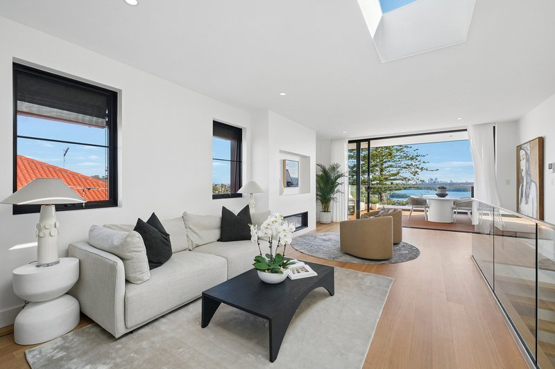 Photo - 2/232 Old South Head Road, Vaucluse NSW 2030 - Image 2
