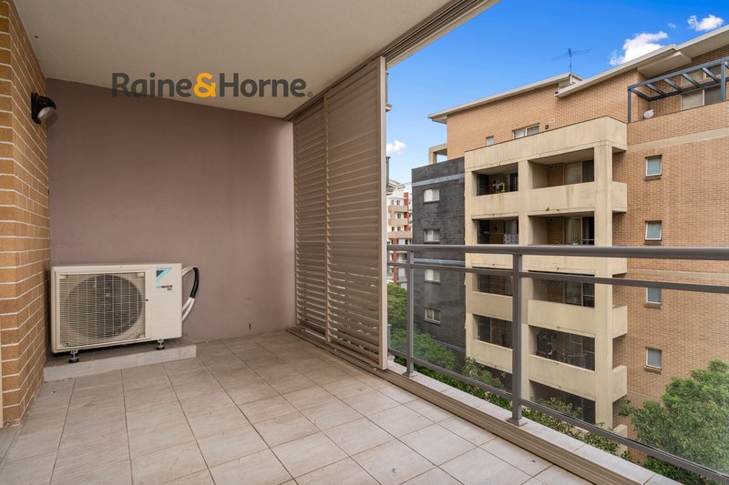 Photo - 22/33-39 Lachlan Street, Liverpool NSW 2170 - Image 8