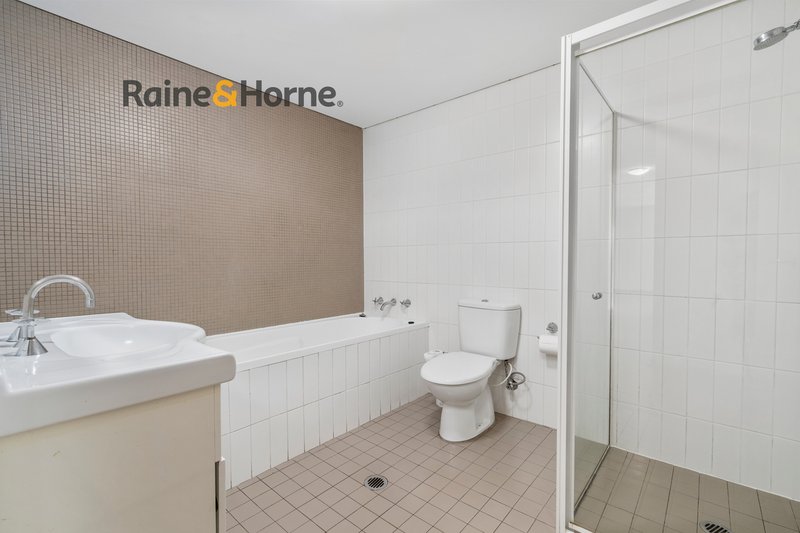 Photo - 22/33-39 Lachlan Street, Warwick Farm NSW 2170 - Image 9