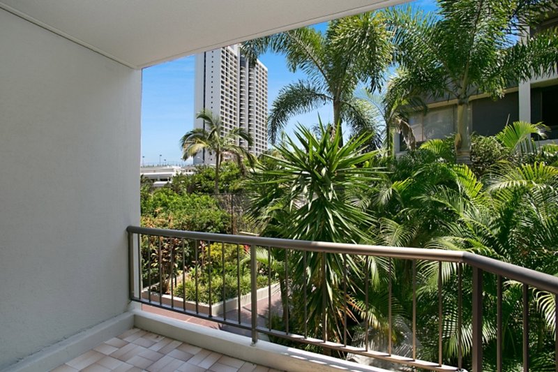 Photo - 22/3355 Surfers Paradise Boulevard, Surfers Paradise QLD 4217 - Image 1