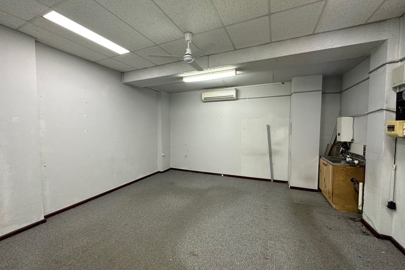 Photo - 22/341 Crown Street, Wollongong NSW 2500 - Image 4