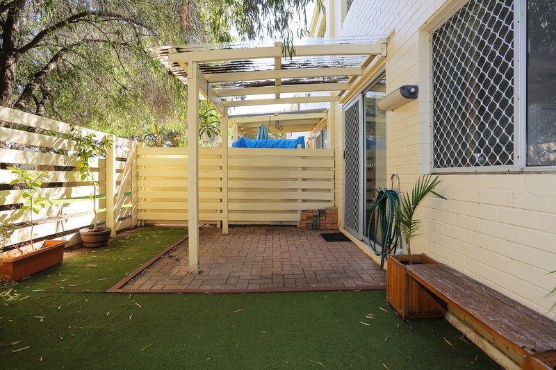 Photo - 2/235 Harborne St , Wembley WA 6014 - Image 9