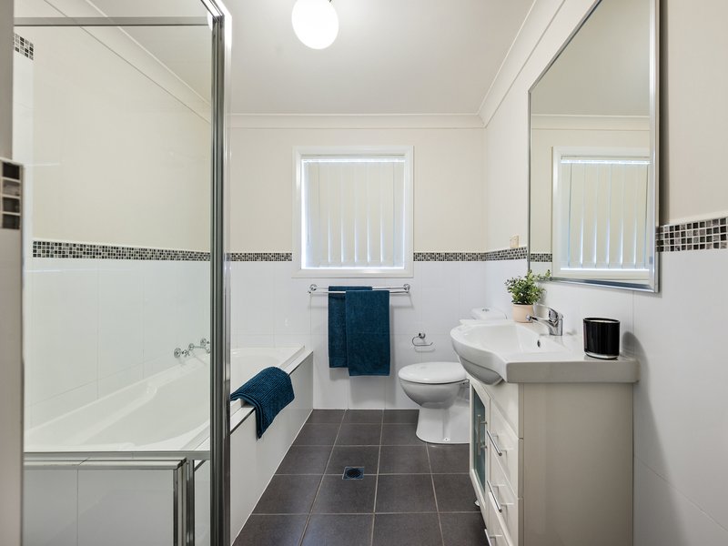 Photo - 22/380 Glenmore Parkway, Glenmore Park NSW 2745 - Image 7