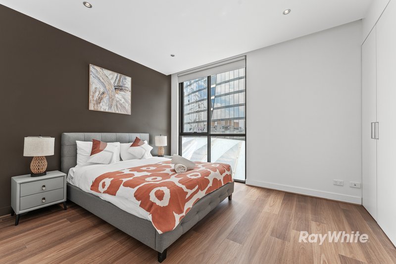 Photo - 223/9 Wharf Street, Docklands VIC 3008 - Image 7