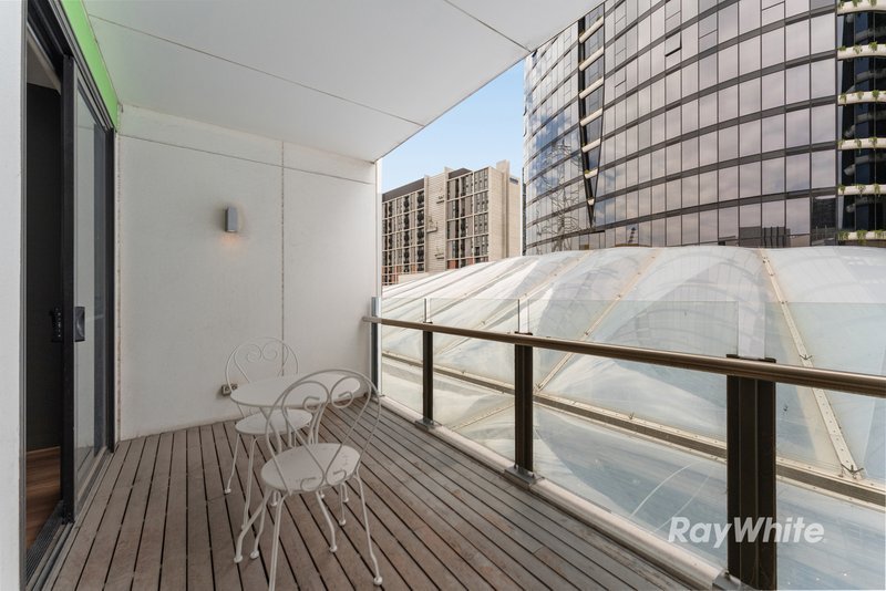 Photo - 223/9 Wharf Street, Docklands VIC 3008 - Image 8