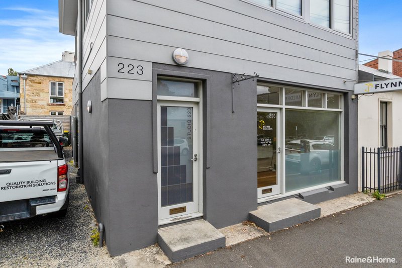 Photo - 223A Collins Street & Unit 1, 223 Collins Street, Hobart TAS 7000 - Image 2