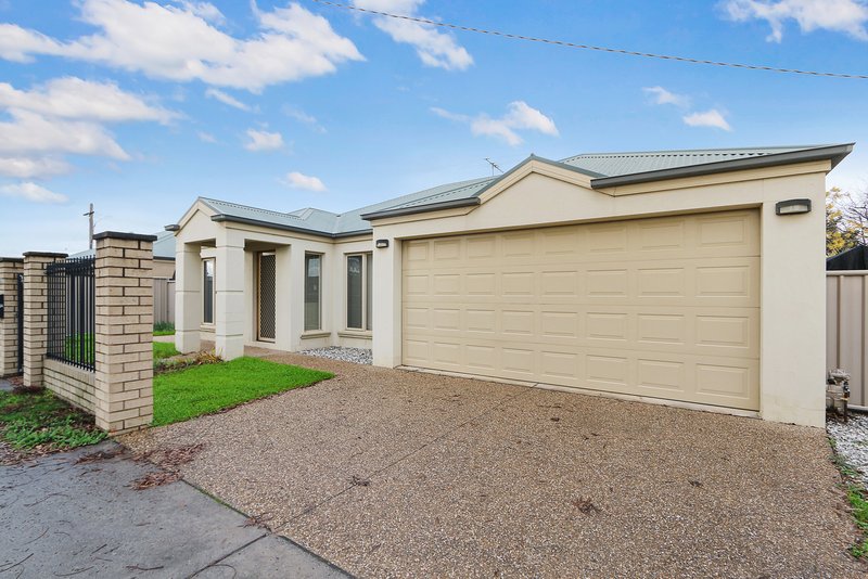 Photo - 223A Lawrence Street, Wodonga VIC 3690 - Image 1