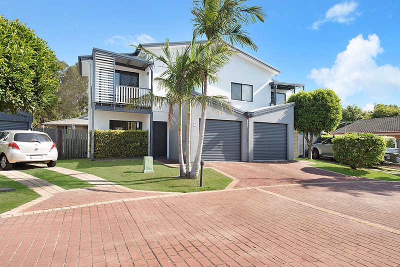 Photo - 2/23A Ronmack Street, Chermside QLD 4032 - Image 2