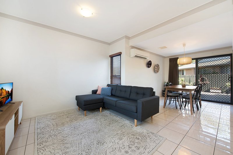 Photo - 2/23A Ronmack Street, Chermside QLD 4032 - Image 3