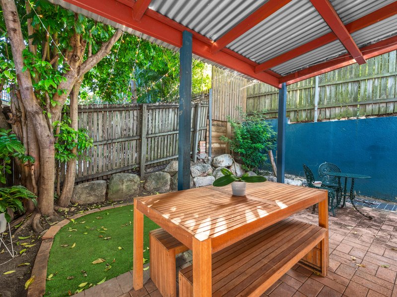 Photo - 2/23A Royal Street, Paddington QLD 4064 - Image 5