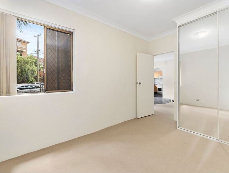 Photo - 2/24-26 Subway Road, Rockdale NSW 2216 - Image 5