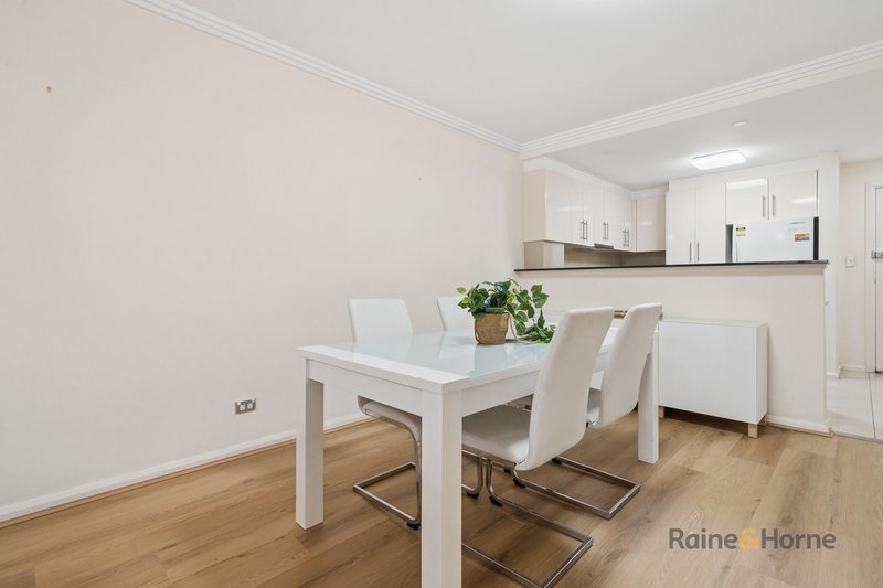 Photo - 22/4-6 Mercer Street, Castle Hill NSW 2154 - Image 1