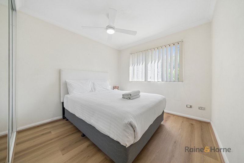Photo - 22/4-6 Mercer Street, Castle Hill NSW 2154 - Image 6