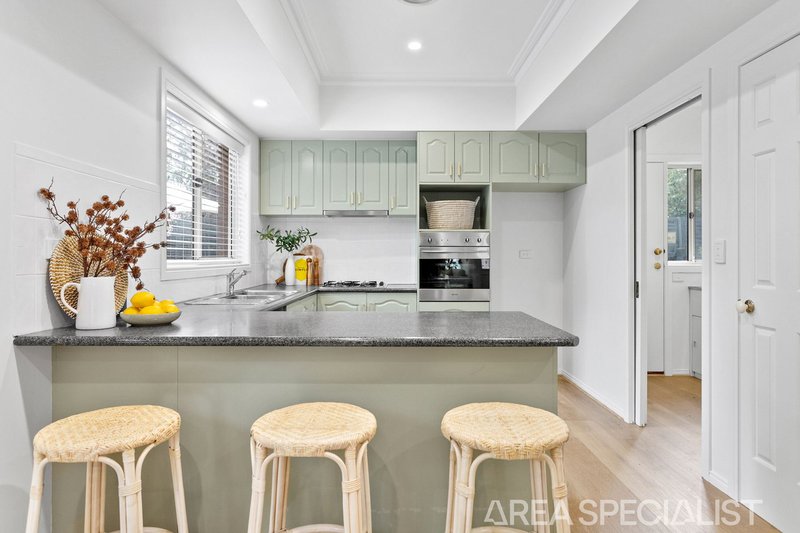 Photo - 2/24 Adelaide Street, Mornington VIC 3931 - Image 5