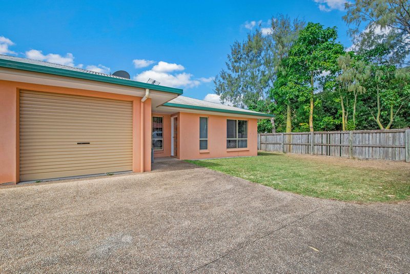 Photo - 2/24 Banksia Court, Cannonvale QLD 4802 - Image 4