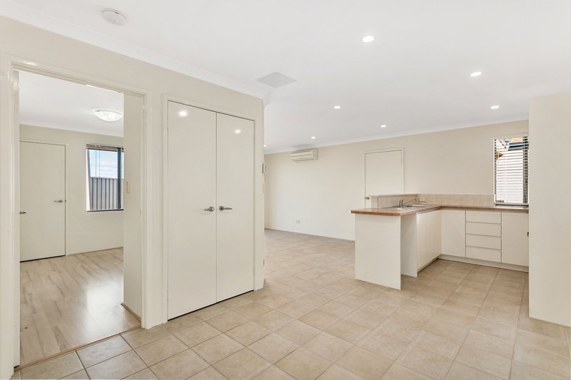 2/24 Bonito Place, Yangebup WA 6164