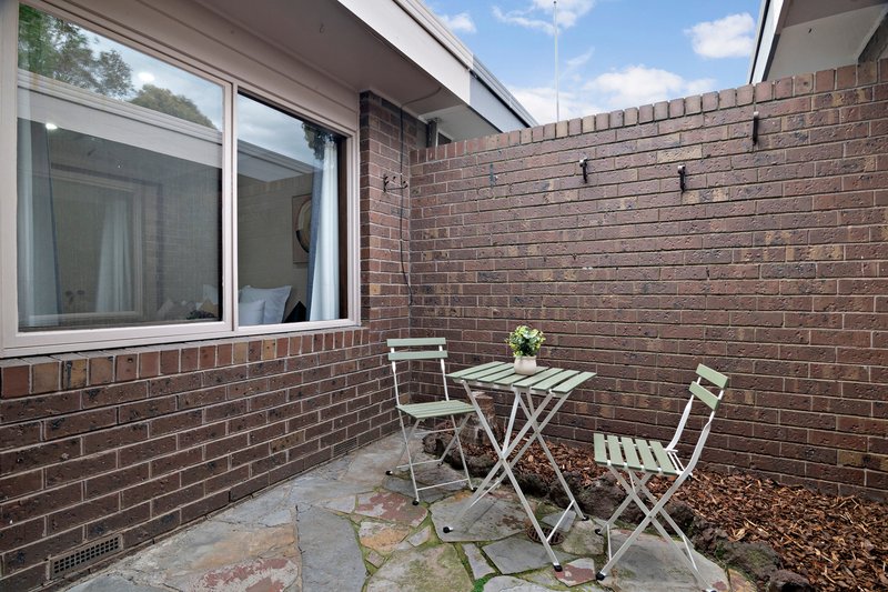 Photo - 2/24 Brampton Street, Cheltenham VIC 3192 - Image 9