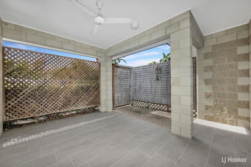 Photo - 2/24 Camp Street, Mundingburra QLD 4812 - Image 8