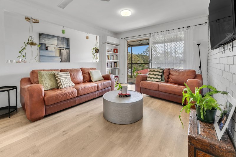 Photo - 2/24 Corunna Crescent, Ashmore QLD 4214 - Image 3