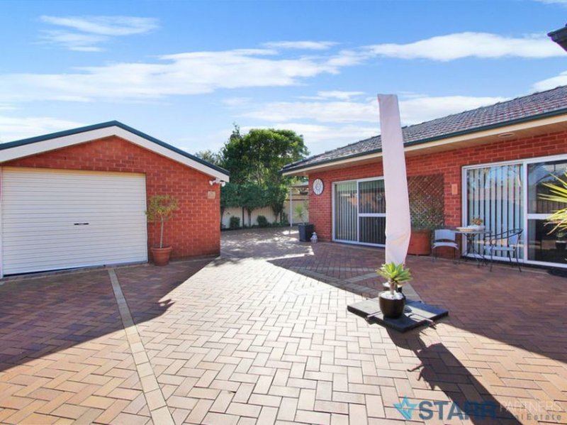 Photo - 224 Darling Street, Greystanes NSW 2145 - Image 4