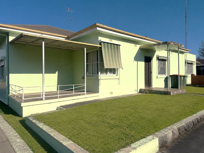 Photo - 224 Durham Street, Bathurst NSW 2795 - Image 11