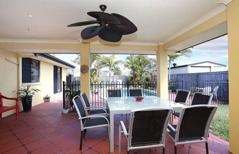 Photo - 224 Endeavour Drive, Banksia Beach QLD 4507 - Image 5