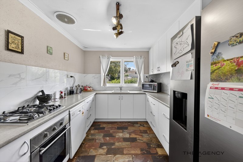 Photo - 224 High Road, Riverton WA 6148 - Image 6