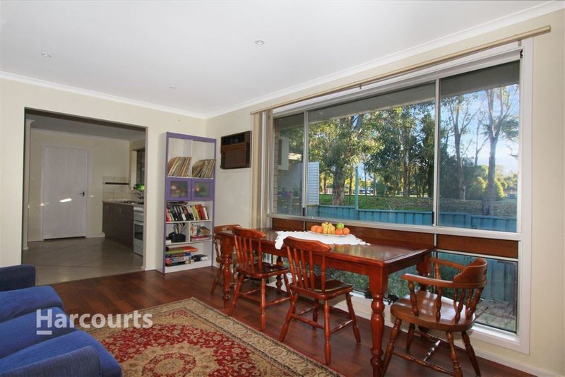 Photo - 2/24 Horsley Drive, Horsley NSW 2530 - Image 2