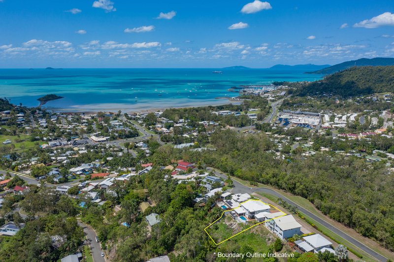 Photo - 2/24 Illawong Street, Cannonvale QLD 4802 - Image 3