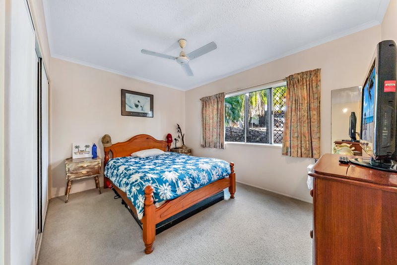 Photo - 2/24 Island Drive, Cannonvale QLD 4802 - Image 7