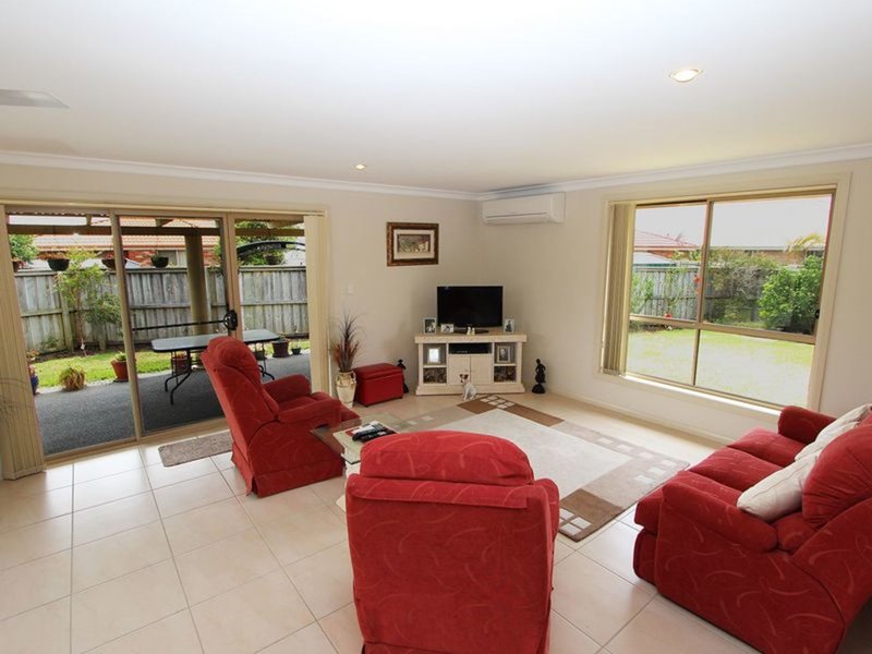 Photo - 2/24 Jessie Close, Harrington NSW 2427 - Image 2