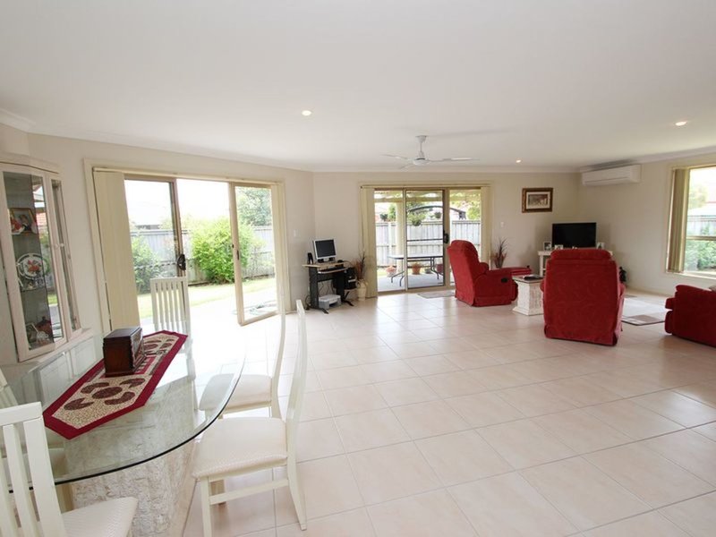 Photo - 2/24 Jessie Close, Harrington NSW 2427 - Image 4