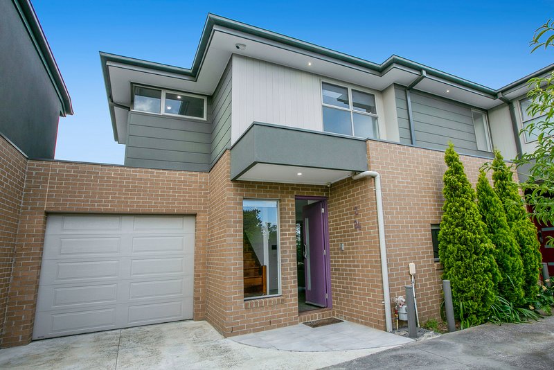 Photo - 2/24 Lucille Avenue, Reservoir VIC 3073 - Image 2