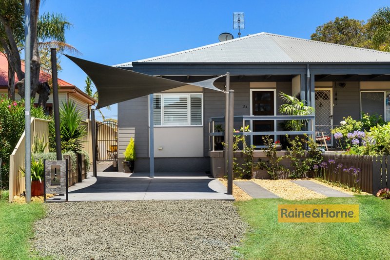 Photo - 2/24 Palm Street, Ettalong Beach NSW 2257 - Image 3