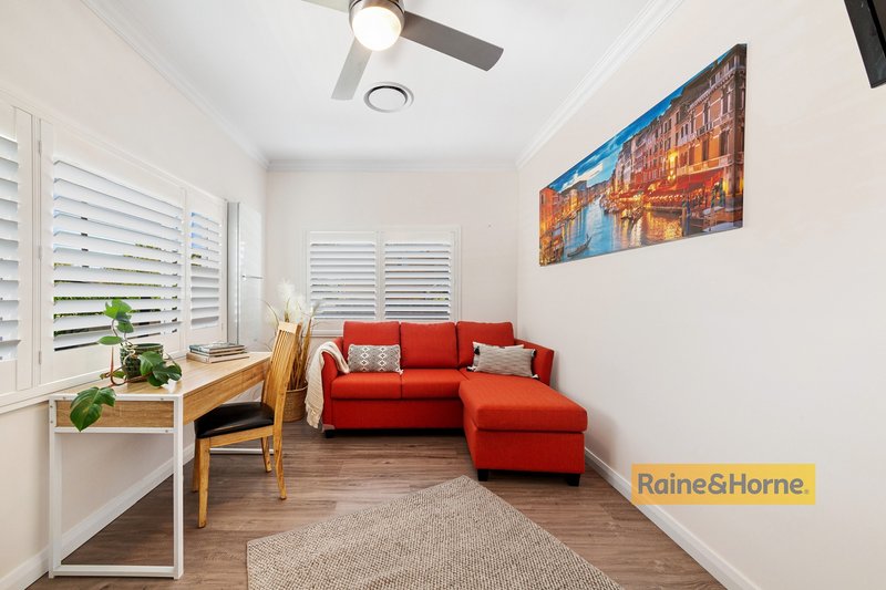 Photo - 2/24 Palm Street, Ettalong Beach NSW 2257 - Image 7